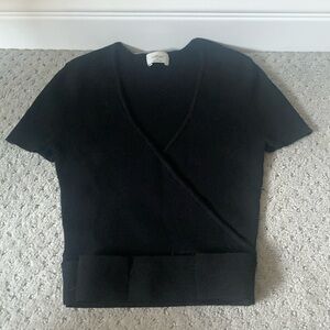 Aritizia Wilfred cropped tie waist black top, size XS, never worn